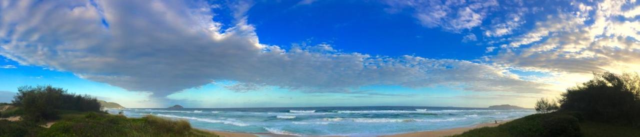 Hostel Mueller Na Praia De Mocambique Флоріанополіс Екстер'єр фото